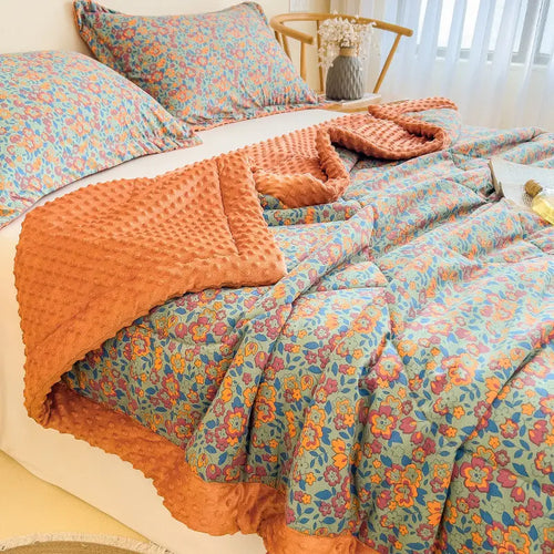 Floral Velvet Quilt - Textured & Soft