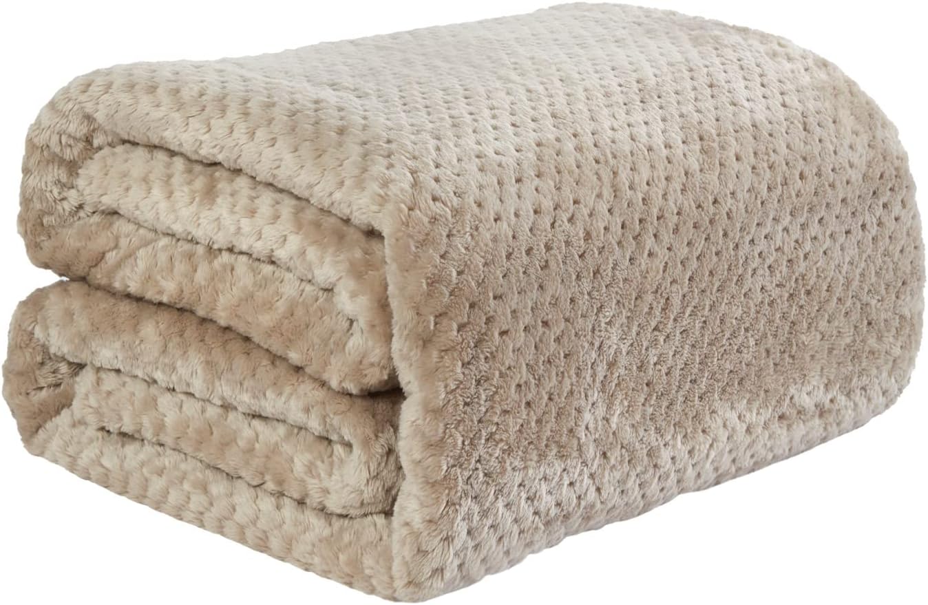 Dreamscene Sofa Throw Blanket, Soft Cosy Warm Honeycomb Waffle Fluffy Fleece Blankets for Bed Single Bed Throws Faux Fur Charcoal Grey Throw for Sofa, 125 x 150cm