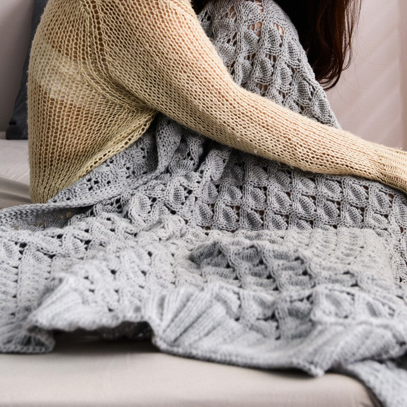 Nordic Diamond-Knit Cotton Throw Blanket