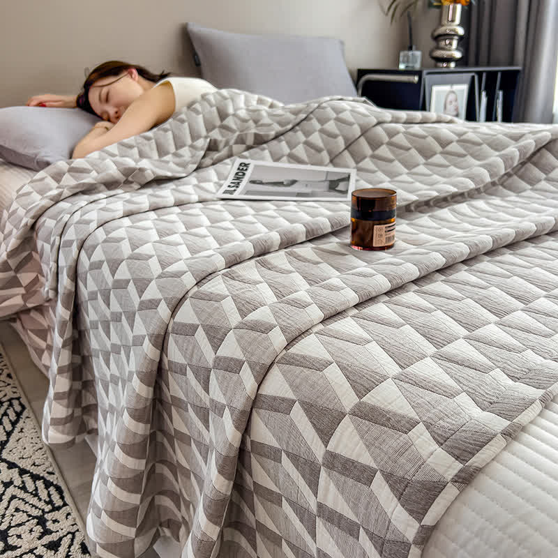 Geometric Muslin Blanket - Organic Cotton, Eco-Friendly & Sustainable