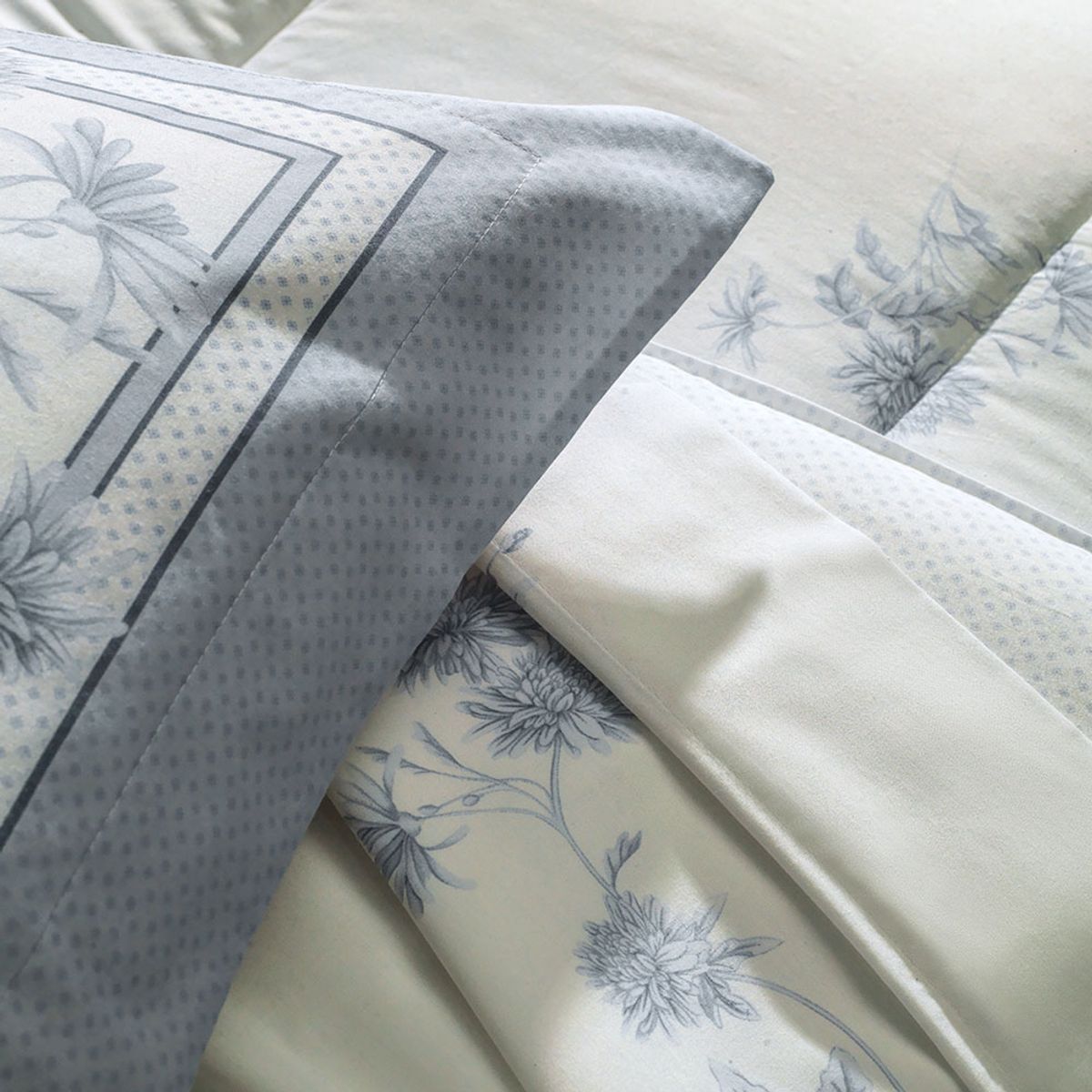 Mavie Double Bed Sheet Set – 200 Thread Count – 100% Cotton