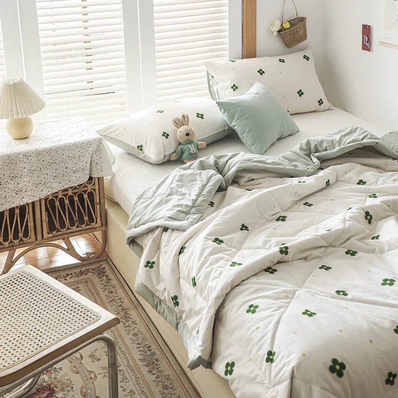 Floral Cotton Quilt - Japanese Quilted Blanket