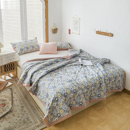 Floral Cotton Quilt - Japanese Quilted Blanket