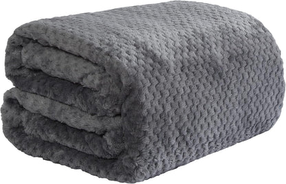 Dreamscene Sofa Throw Blanket, Soft Cosy Warm Honeycomb Waffle Fluffy Fleece Blankets for Bed Single Bed Throws Faux Fur Charcoal Grey Throw for Sofa, 125 x 150cm