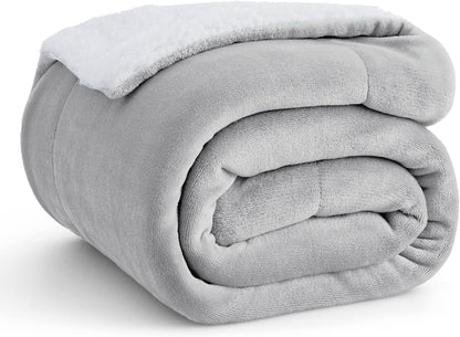 Bedsure Sherpa Fleece Throw Blanket - Fluffy Microfiber Solid Blankets for Bed and Couch Double/Twin Size, Silver Grey, 150x200cm