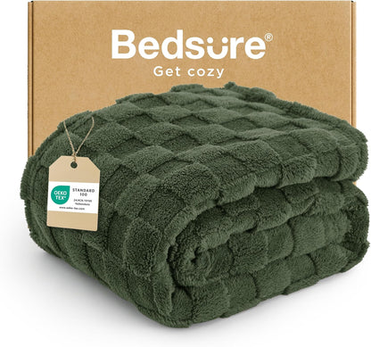 Bedsure Fleece Throw Blanket for Sofa - Fluffy Cosy Warm Blankets for Bed, Soft Cute Single Throw Gifts for Women and Girls, Ashley Blue, 130x170 cm