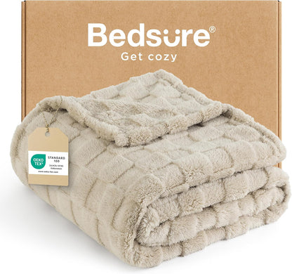 Bedsure Fleece Throw Blanket for Sofa - Fluffy Cosy Warm Blankets for Bed, Soft Cute Single Throw Gifts for Women and Girls, Ashley Blue, 130x170 cm