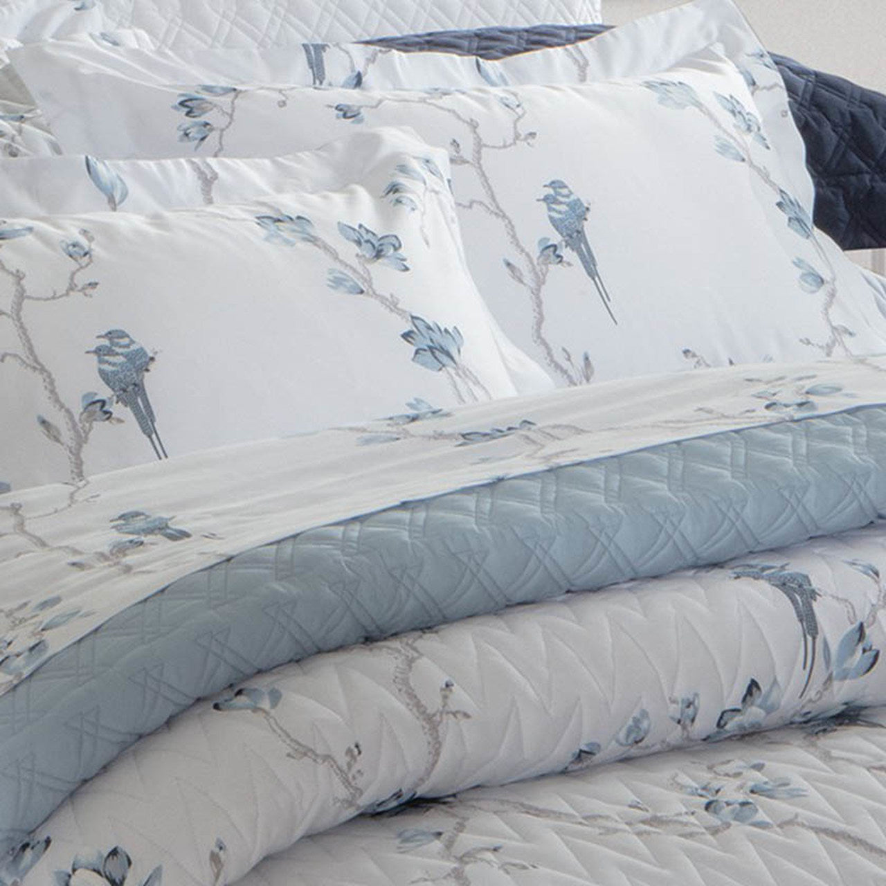 Magnolias Bed Sheet Set – 6 Pieces